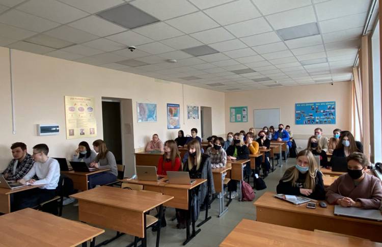 Студенты Белгородского госуниверситета приняли участие в акции «День Единых действий» События НИУ «БелГУ» студенты белгородского госуниверситета приняли участие в акции «день единых действий»