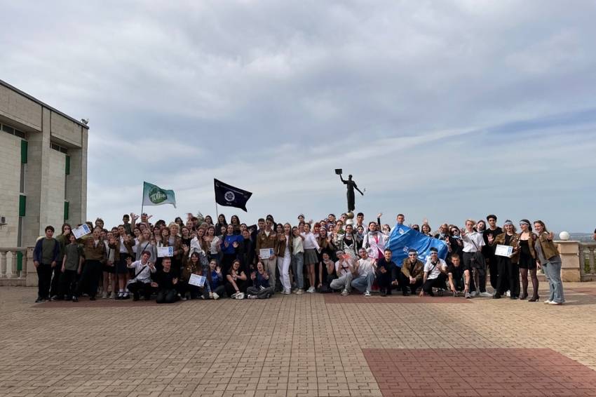 У студентов НИУ «БелГУ» начался третий трудовой семестр События НИУ «БелГУ» у студентов ниу «белгу» начался третий трудовой семестр