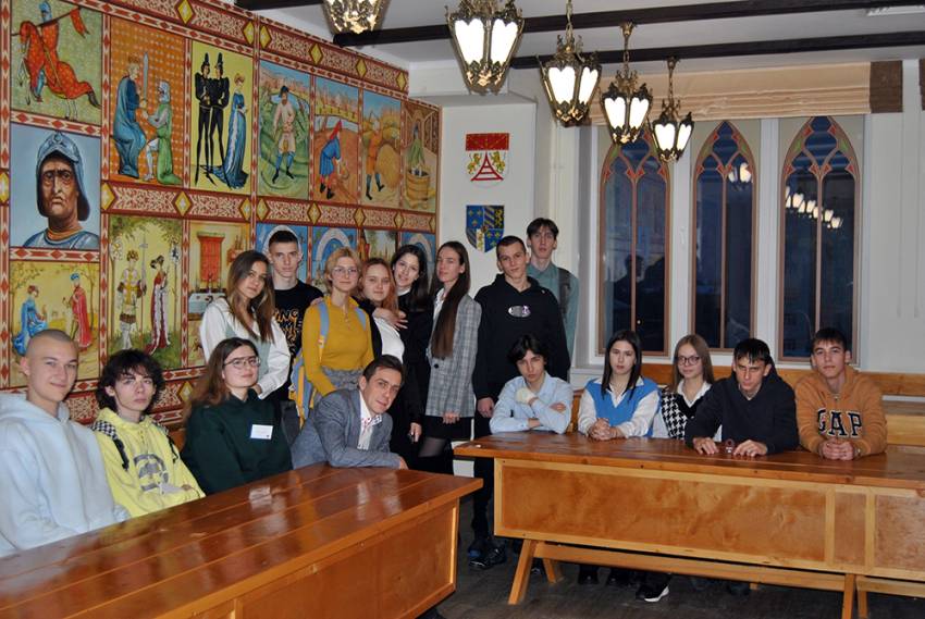 Археологическому штабу НИУ «БелГУ» исполняется год События НИУ «БелГУ» археологическому штабу ниу «белгу» исполняется год