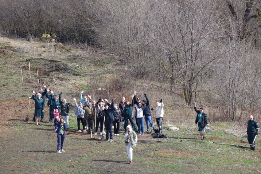 На карбоновом полигоне в ботаническом саду НИУ «БелГУ» высадили 170 саженцев тополей  События НИУ «БелГУ» на карбоновом полигоне в ботаническом саду ниу «белгу» высадили 170 саженцев тополей