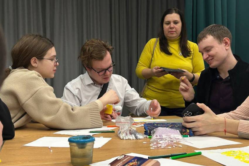 Студенты кафедры социальной работы НИУ «БелГУ» учатся добру на практике События НИУ «БелГУ» студенты кафедры социальной работы ниу «белгу» учатся добру на практике