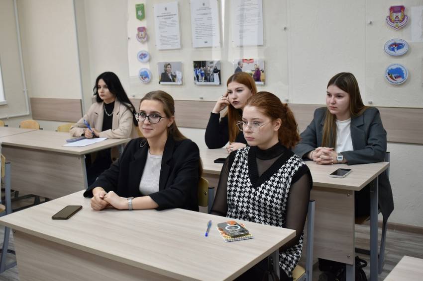 НИУ «БелГУ» продолжает сотрудничество с прокуратурой Белгородской области События НИУ «БелГУ» ниу «белгу» продолжает сотрудничество с прокуратурой белгородской области
