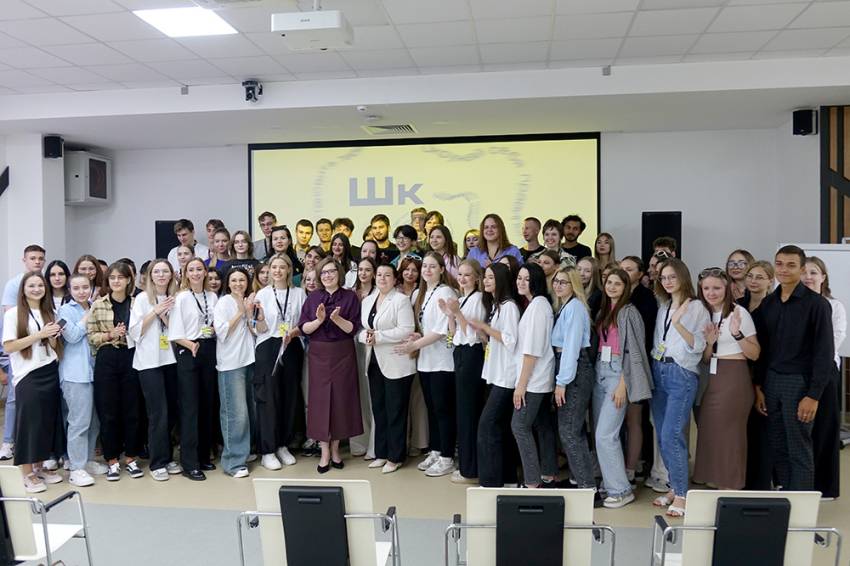 Школа тьюторов открылась в Белгородском госуниверситете События НИУ «БелГУ» школа тьюторов открылась в белгородском госуниверситете