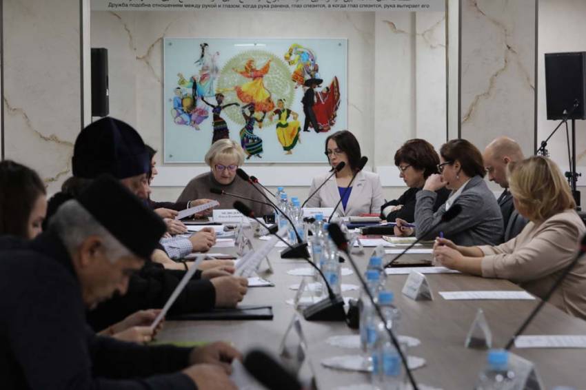 В НИУ «БелГУ» обсудили острые вопросы миграционной политики и межкультурной адаптации обучающихся События НИУ «БелГУ» в ниу «белгу» обсудили острые вопросы миграционной политики и межкультурной адаптации обучающихся