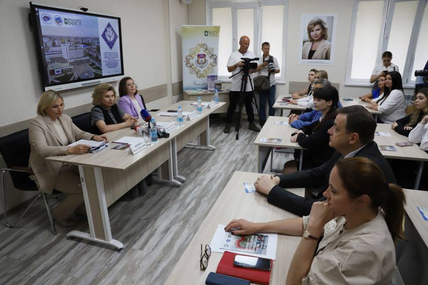 В НИУ «БелГУ» открылся научно-образовательный центр «Права человека и проблемы интеграции» События НИУ «БелГУ» в ниу «белгу» открылся научно-образовательный центр «права человека и проблемы интеграции»