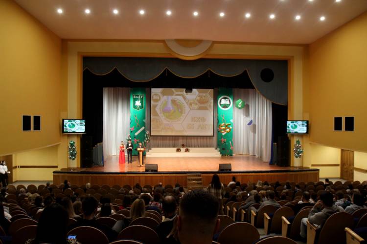 Юбилей одного из старейших факультетов университета События НИУ «БелГУ» юбилей одного из старейших факультетов университета