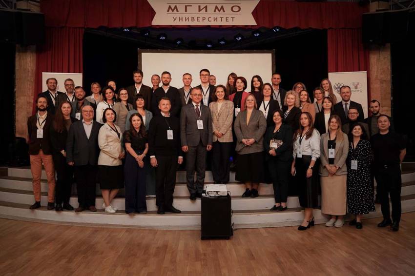 Межвузовскую стратсессию посвятили адаптивным практикам взаимодействия с иностранными студентами События НИУ «БелГУ» межвузовскую стратсессию посвятили адаптивным практикам взаимодействия с иностранными студентами