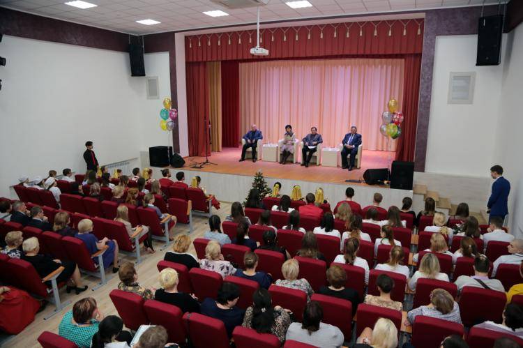 Предновогодняя встреча – о будущей профессии События НИУ «БелГУ» предновогодняя встреча – о будущей профессии