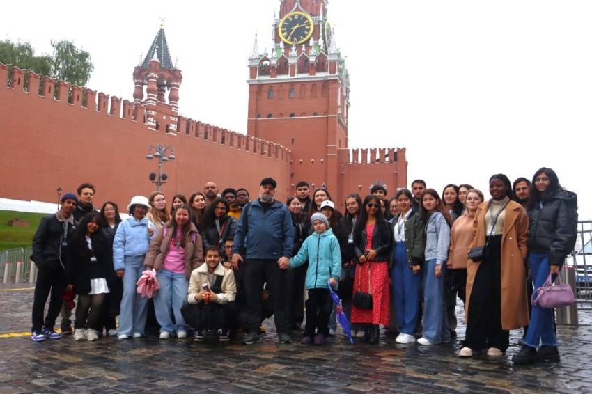 Активные студенты НИУ «БелГУ» посетили Москву и Сергиев Посад События НИУ «БелГУ» активные студенты ниу «белгу» посетили москву и сергиев посад