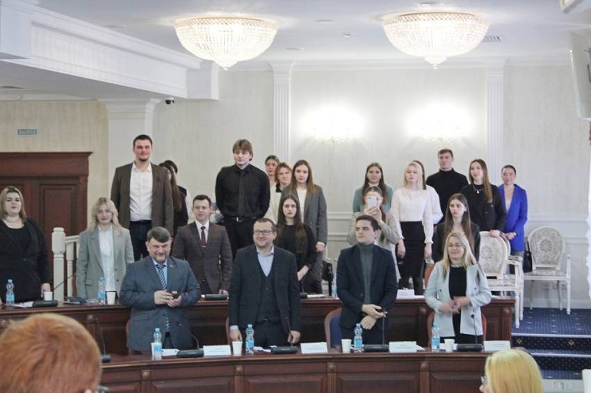 Первокурсники НИУ «БелГУ» «баллотировались» в Президенты и депутаты Госдумы События НИУ «БелГУ» первокурсники ниу «белгу» «баллотировались» в президенты и депутаты госдумы