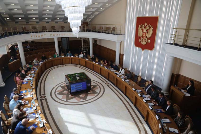 Сотрудников НИУ «БелГУ» наградили на Учёном совете События НИУ «БелГУ» сотрудников ниу «белгу» наградили на учёном совете