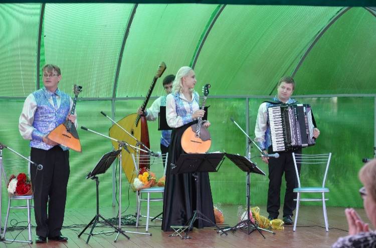 Народные шлягеры в ботсаду События НИУ «БелГУ» народные шлягеры в ботсаду