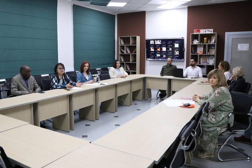 В НИУ «БелГУ» прошёл Международный симпозиум молодых учёных События НИУ «БелГУ» в ниу «белгу» прошёл международный симпозиум молодых учёных