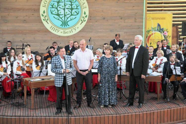 Завершился пятый летний сезон «НеслуЧАЙных встреч»  События НИУ «БелГУ» завершился пятый летний сезон «неслучайных встреч»