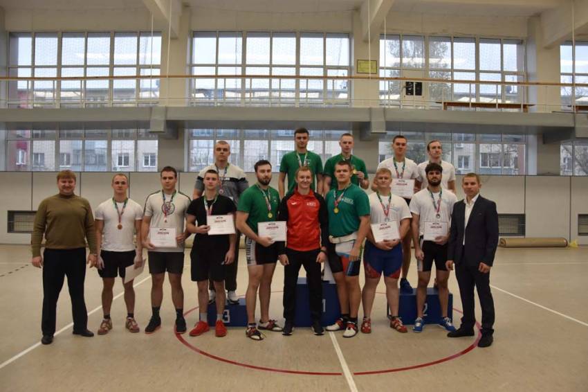 Спортсмены Белгородского госуниверситета выиграли Универсиаду по гиревому спорту События НИУ «БелГУ» спортсмены белгородского госуниверситета выиграли универсиаду по гиревому спорту