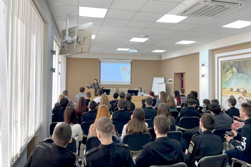 В НИУ «БелГУ» состоялся «бизнес-день» для школьников События НИУ «БелГУ» в ниу «белгу» состоялся «бизнес-день» для школьников