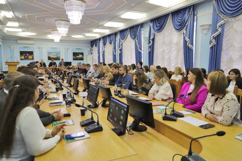 В Белгородском госуниверситете проходит международная конференция по проблемам природопользования События НИУ «БелГУ» в белгородском госуниверситете проходит международная конференция по проблемам природопользования