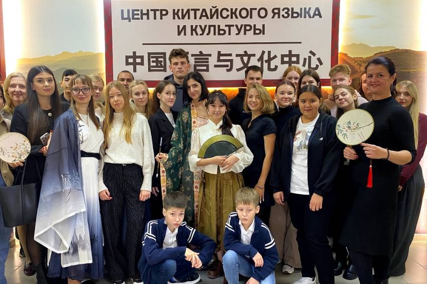 BelSU Centre for Chinese Language and Culture launches masterclasses in calligraphy BelSU Centre for Chinese Language and Culture launches masterclasses in calligraphy