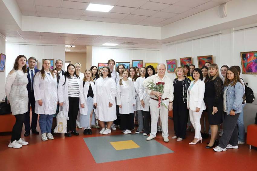 В НИУ «БелГУ» открылась выставка цифровой живописи Феликса Пятаковича События НИУ «БелГУ» в ниу «белгу» открылась выставка цифровой живописи феликса пятаковича